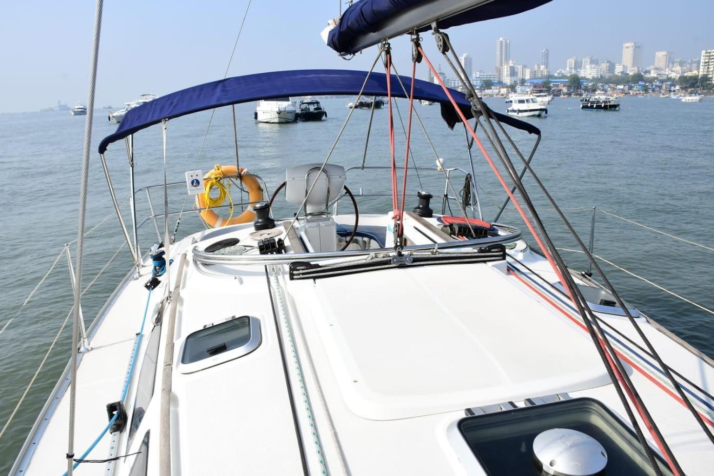 Sailing On Luxury Yacht Hotel na wodzie